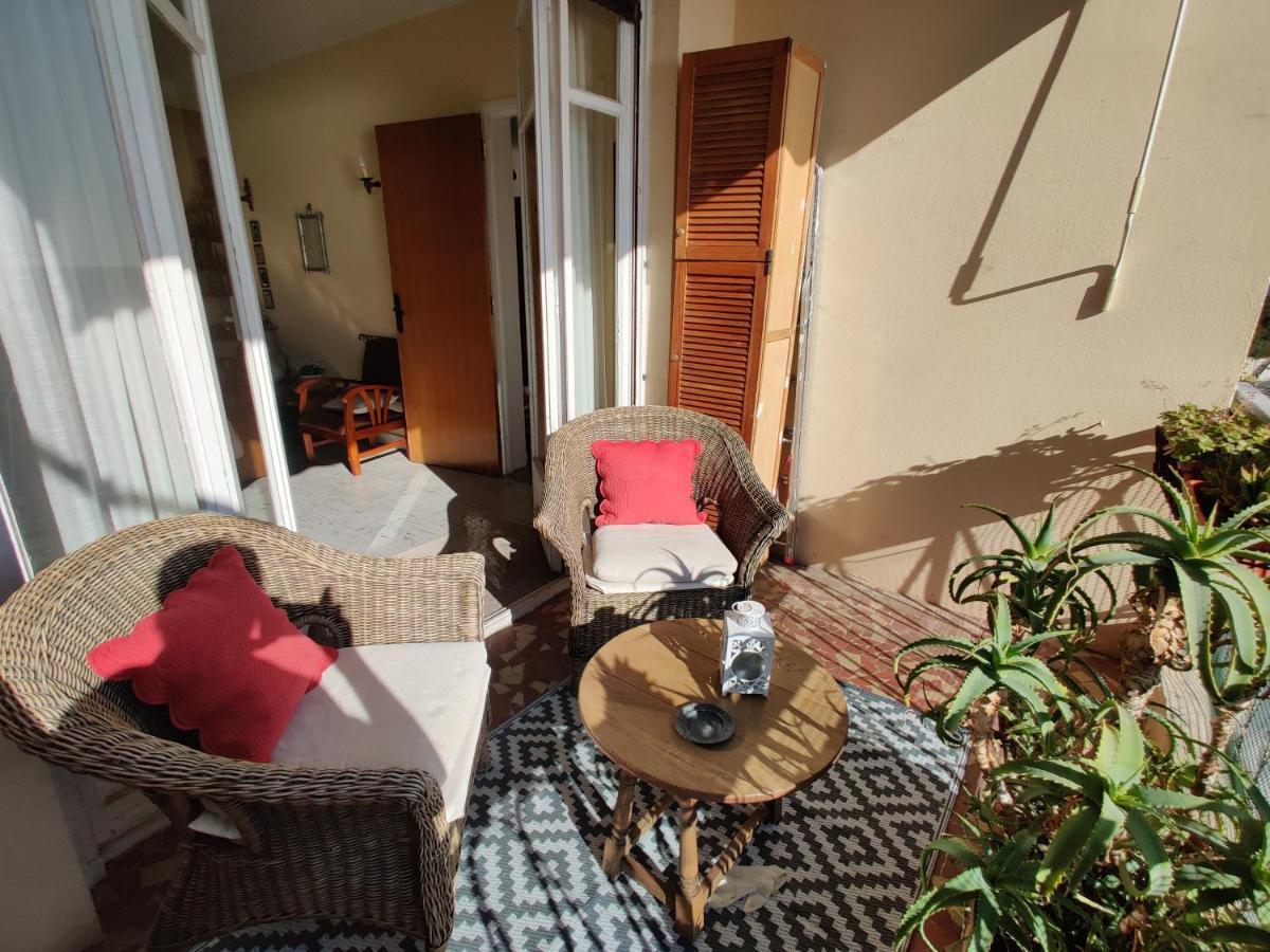 شقة Vintage Flat Overlooking Villefranche Bay المظهر الخارجي الصورة