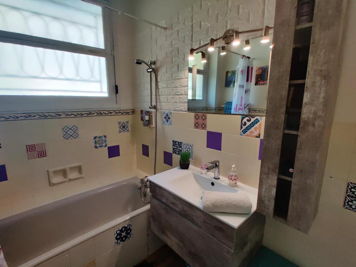 شقة Vintage Flat Overlooking Villefranche Bay المظهر الخارجي الصورة
